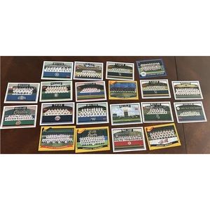 20 Topps MLB Teams Baseball Trading Cards 2000's